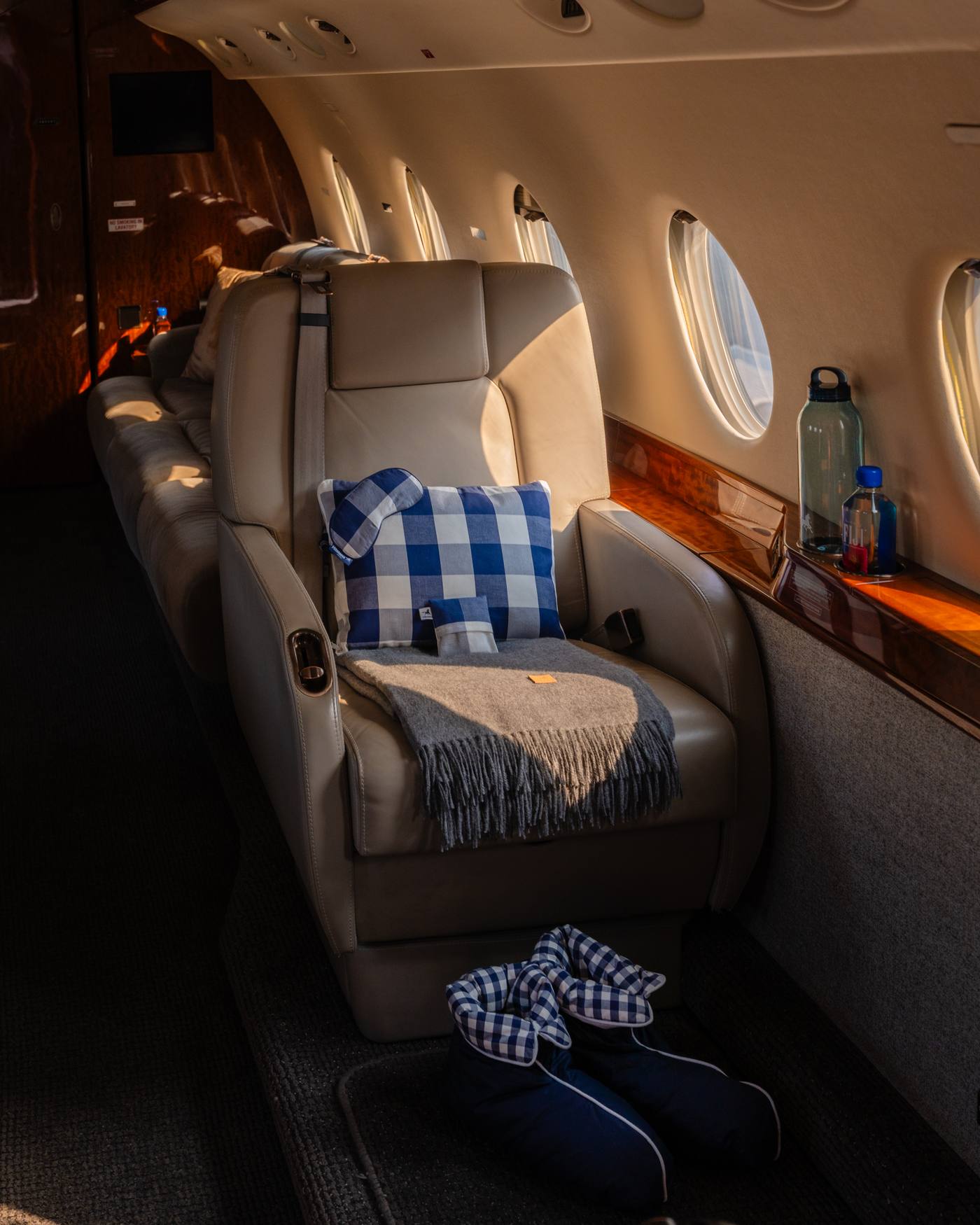 Hästens travel collection aboard